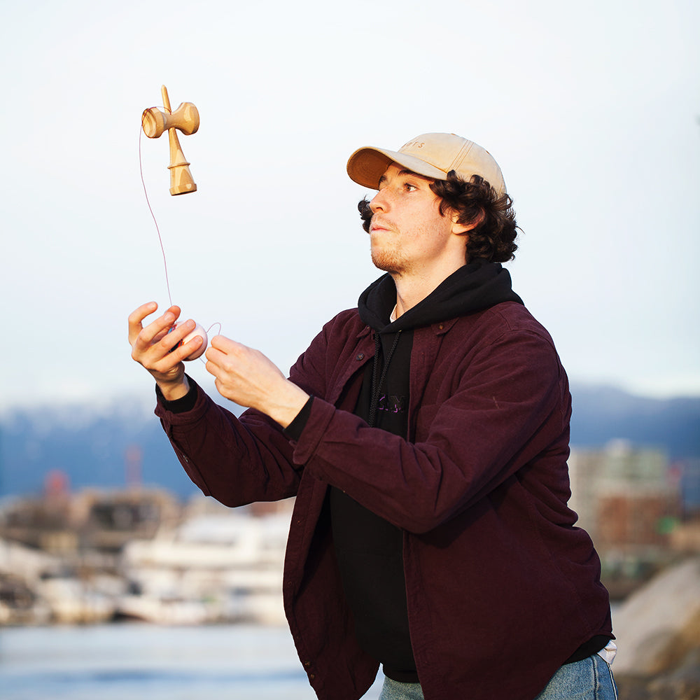 Max Angel Kendama